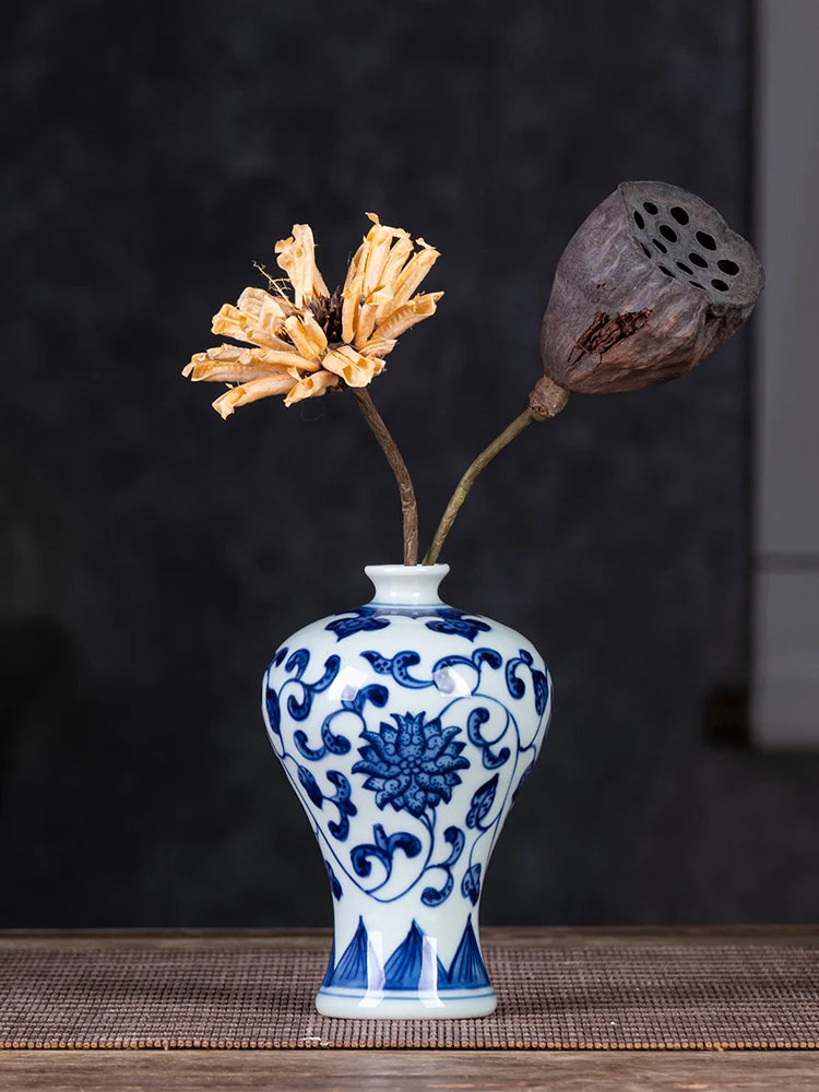 Hand-painted blue white porcelain vase five style variants