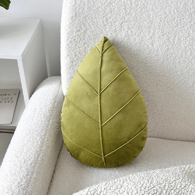 3D Leaf Shaped Decorative Pillow — styling detail