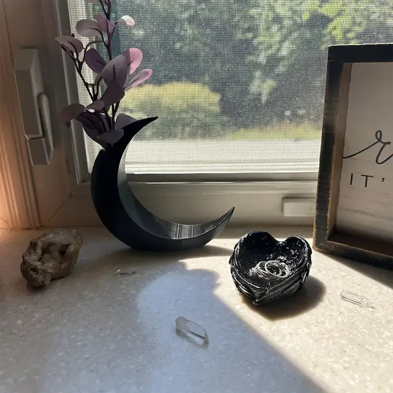Gothic 3D printed moon vase Halloween wedding dried flower décor