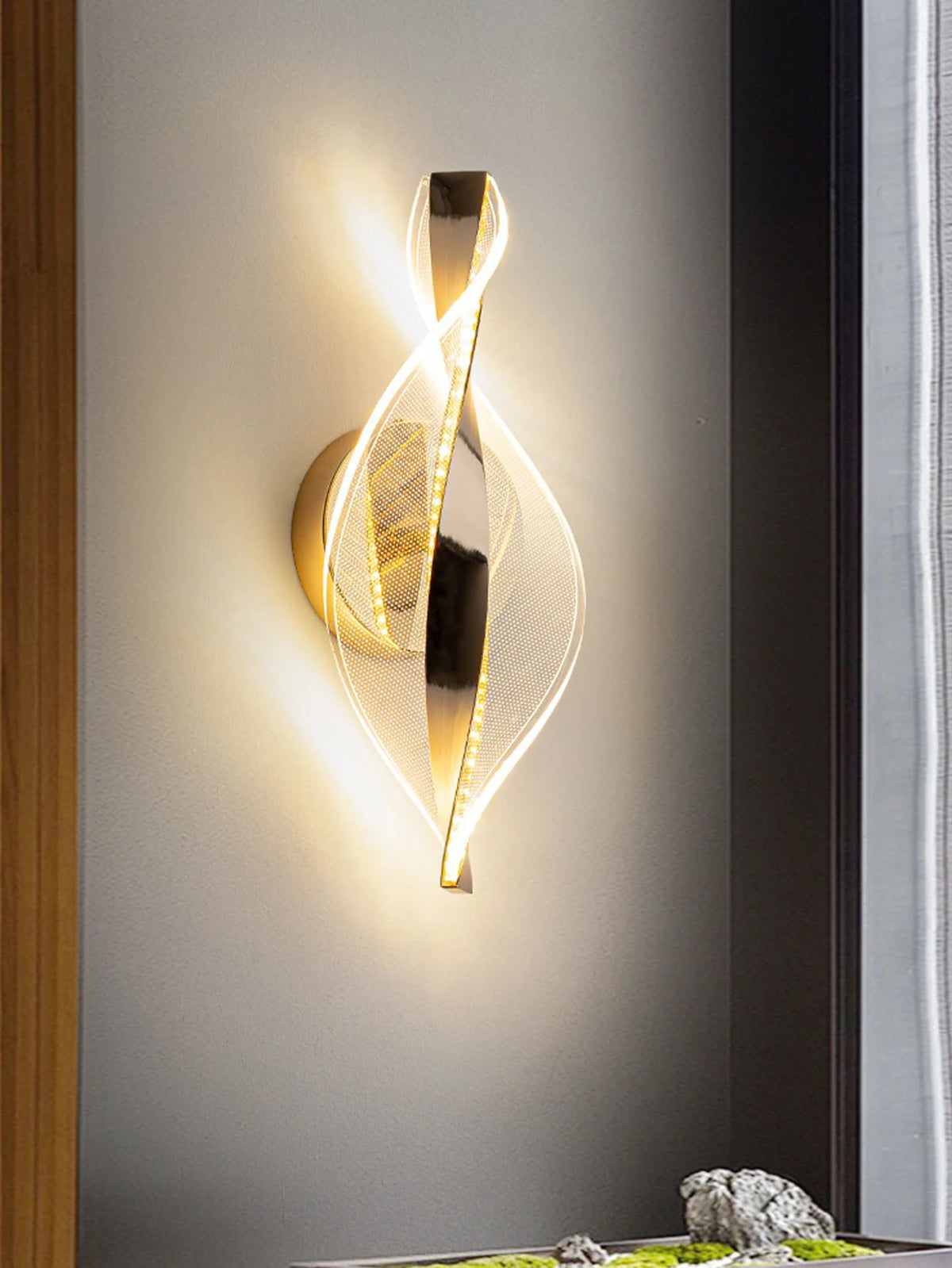 Modern Acrylic LED Outdoor Wall Sconce