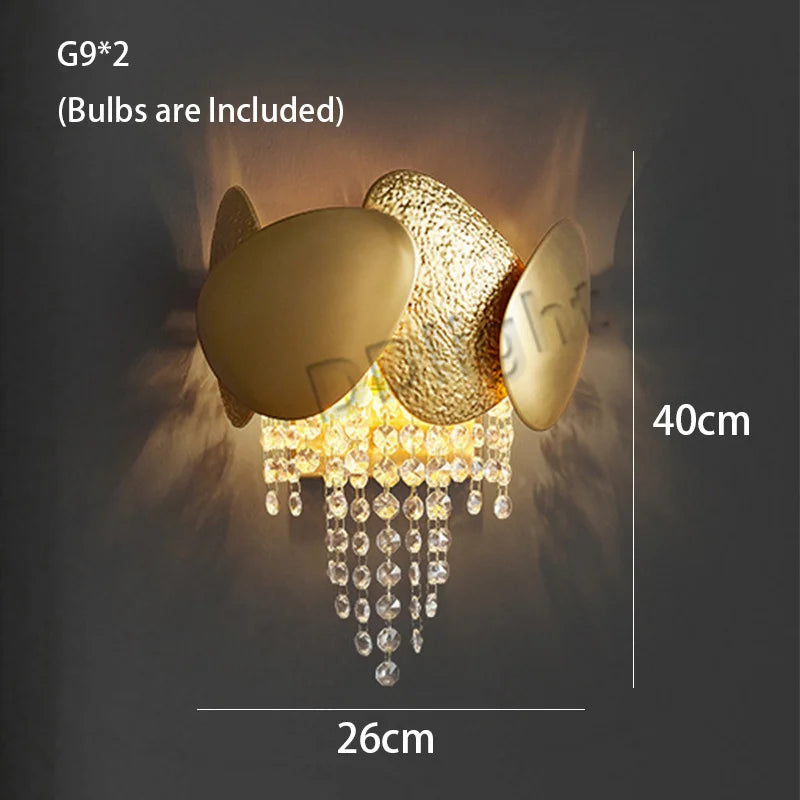 Luxury crystal chandelier with a gold frame rated for 90 to 260V