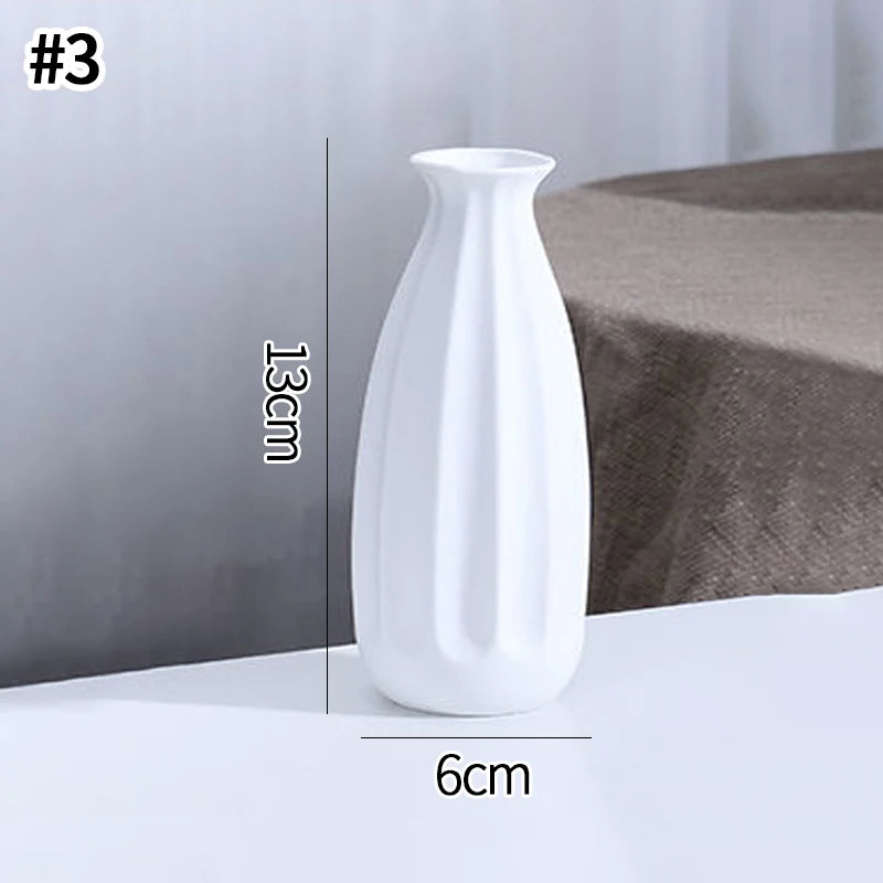 Nordic White Ceramic Mini Vase