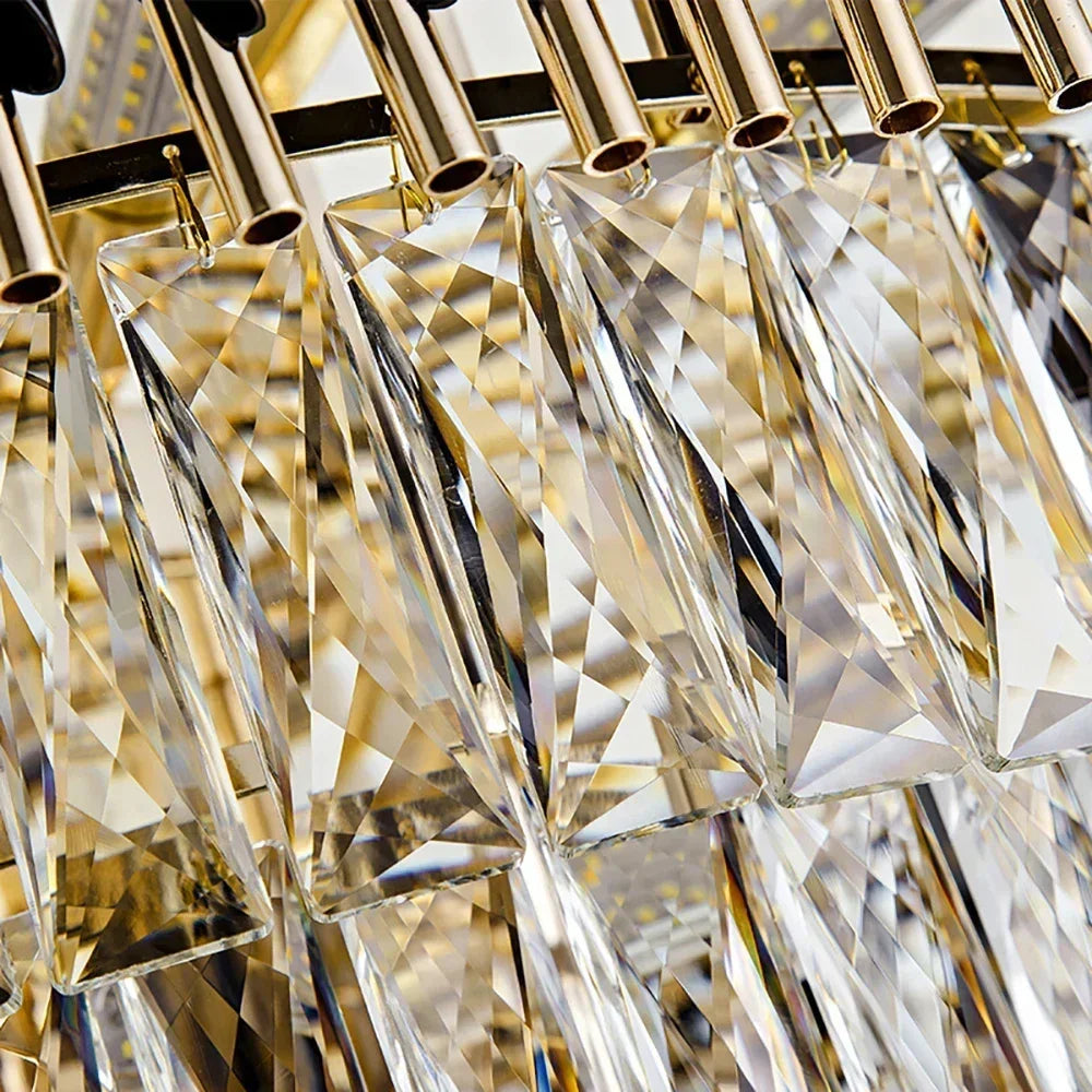 Crystal chandelier in the 15.7 in diameter for rooms with lower ceilings