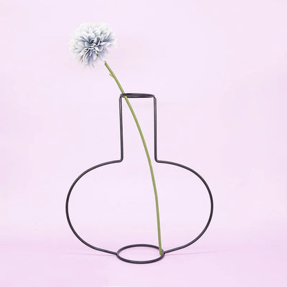 Black Nordic Iron Line Flower Vase Metal Holder | Aurelia