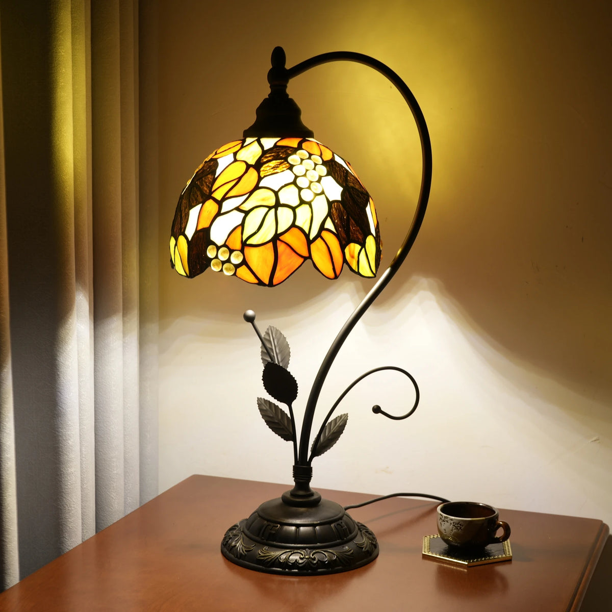 Maple leaf grape stained glass table lamp EU plug warm leaf glow