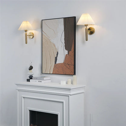wall sconce, side profile showing mounting depth
