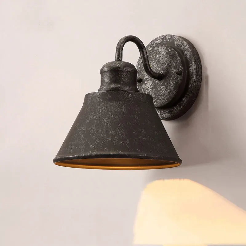 American Retro Loft Outdoor Wall Sconce