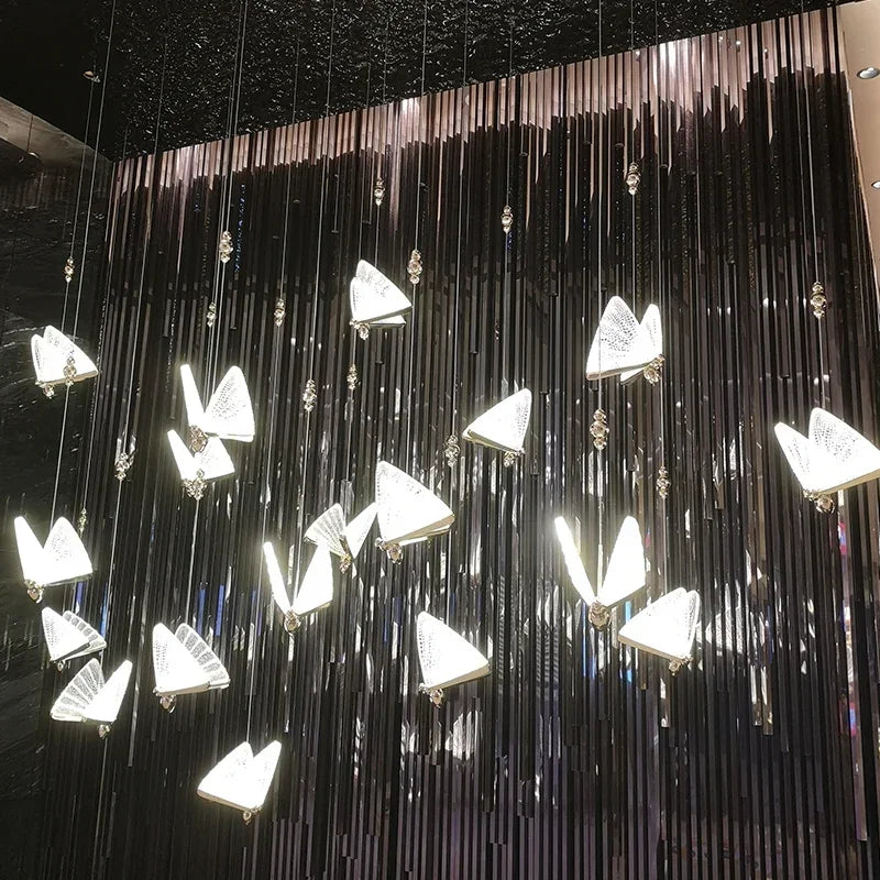 Three head butterfly chandelier with an 11.8 in (30 cm) chassis