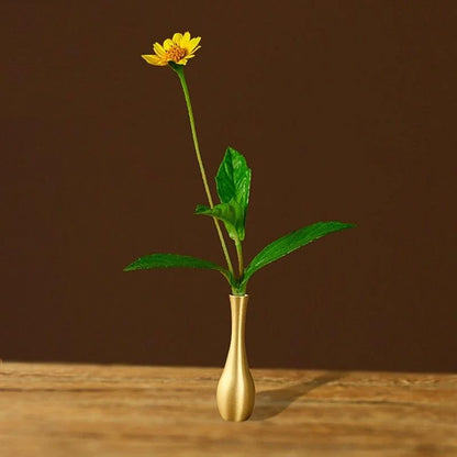 Mini copper flower vase classic design desk ornament figurine