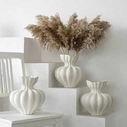 French minimalist ceramic vase gift for anniversary birthday