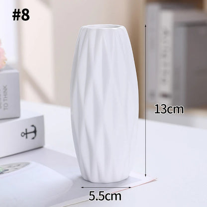 Nordic White Ceramic Mini Vase