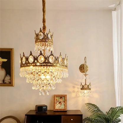 Crystal hung on the chandelier brushed gold iron crown structure