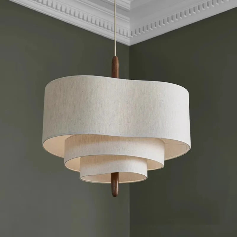 Bohemian pebble chandelier with a beige woven shade and E27 socket