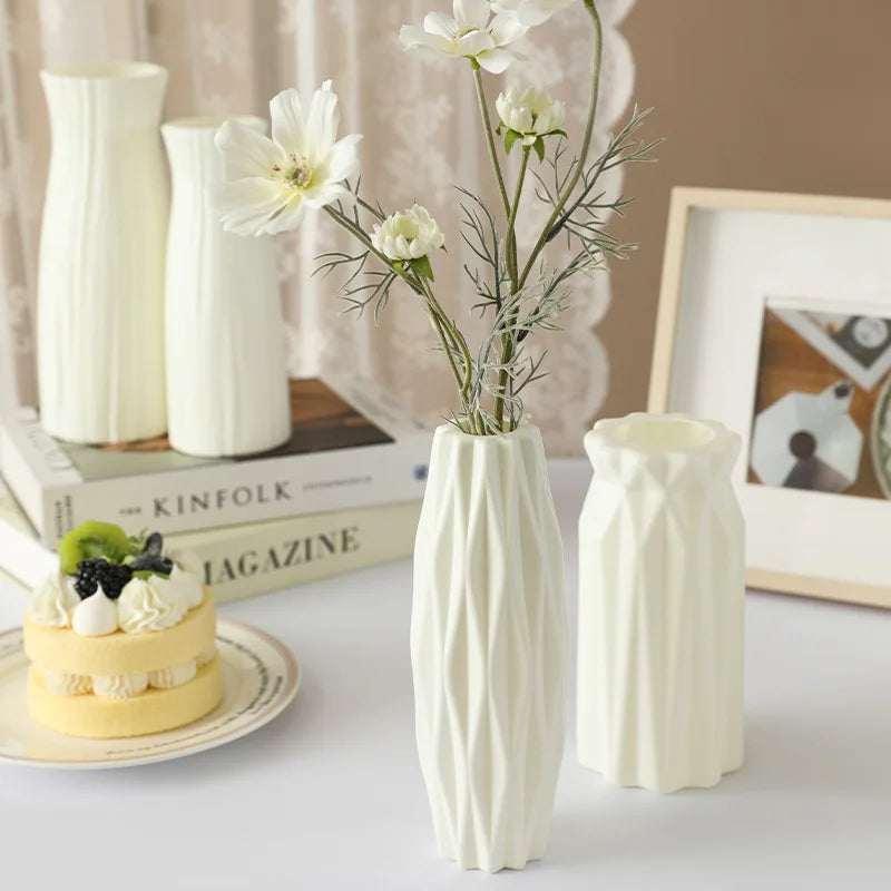 Nordic ripple-textured plastic flower vase for dried stems on living room shelf
