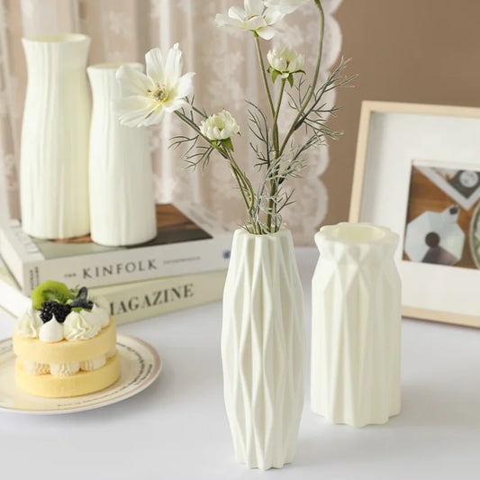 Nordic ripple-textured plastic flower vase for dried stems on living room shelf