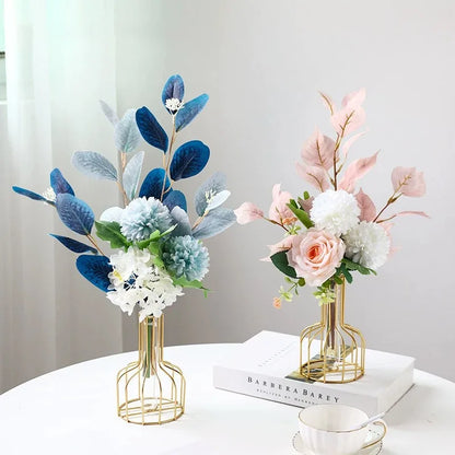 Iron art hollow gold vase with hydroponic test tube flower display