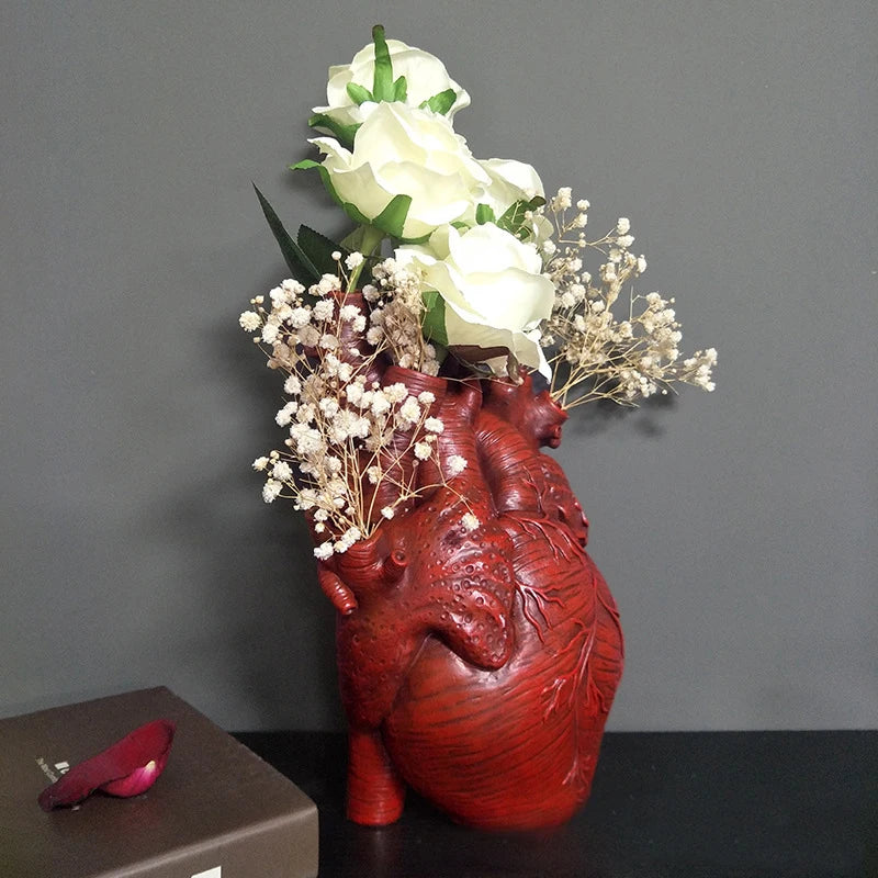 Black heart resin vase modern gothic home decoration accent