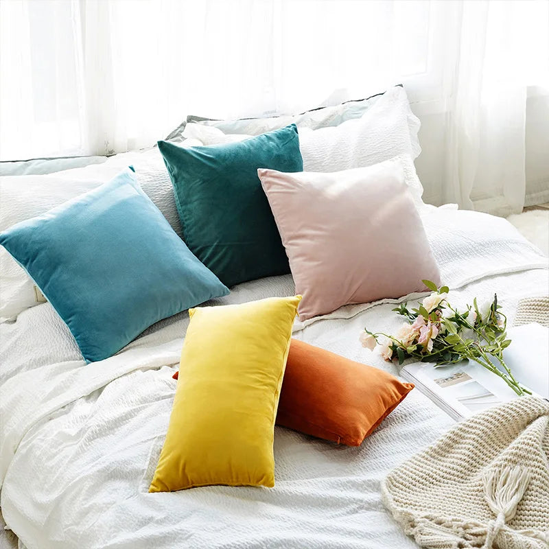Soft Velvet Lumbar Pillow Cover — detail
