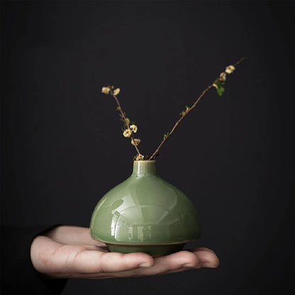 Retro Ceramic Flower Vase Indoor Home Décor | Aurelia