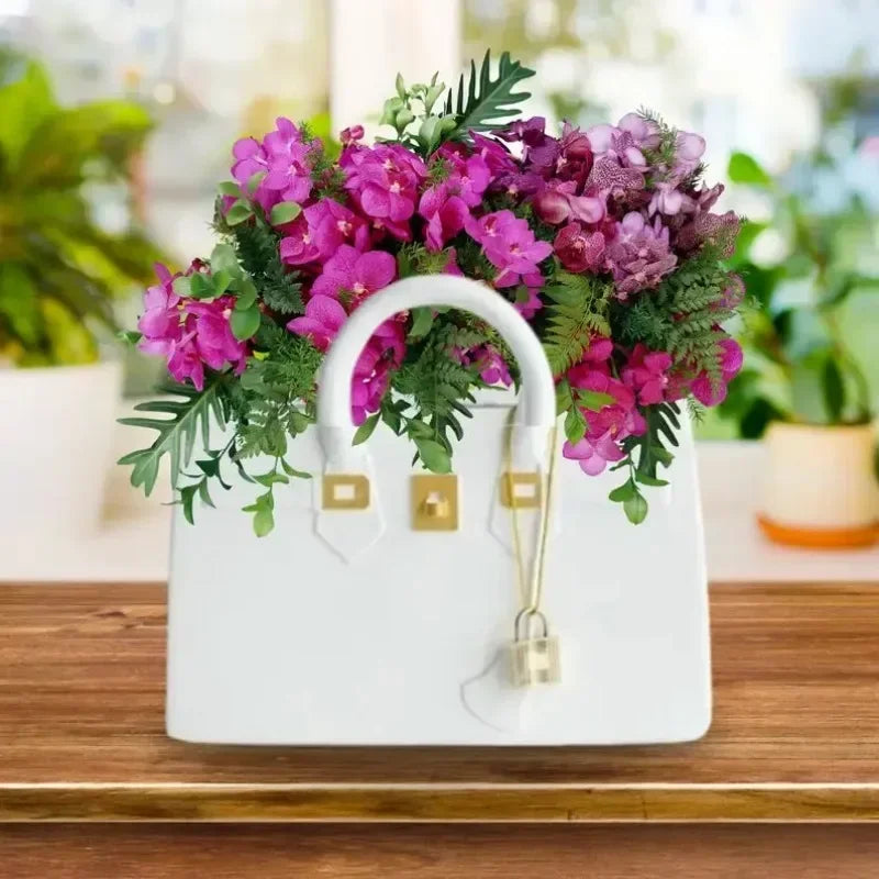 Minimalist bag shaped flower vase wedding table interior décor