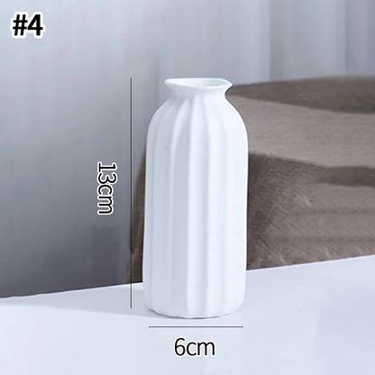 Nordic White Ceramic Mini Vase