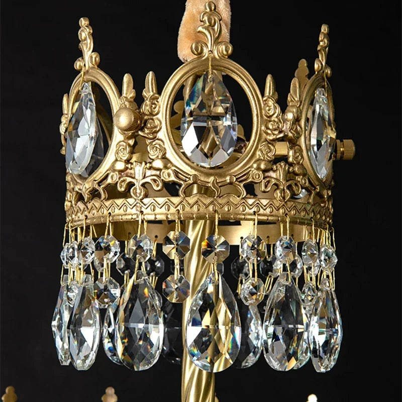 Crown crystal chandelier at 17.7 in (45 cm) in diameter