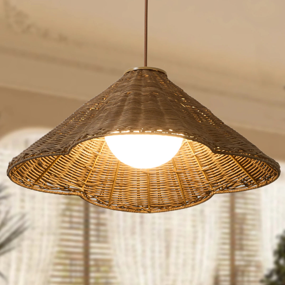 19in Wicker Pendant Light