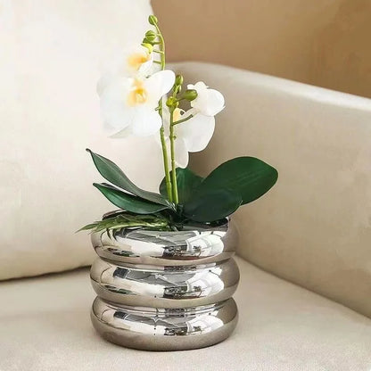 Simple ceramic desktop vase with silver finish for home office