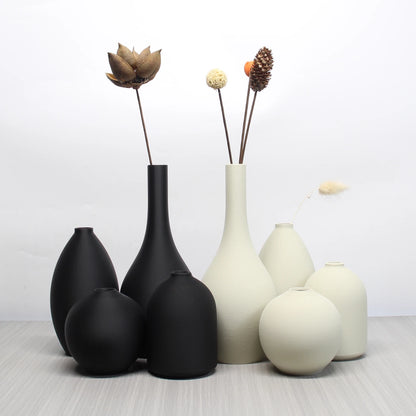 4-piece minimalist art vase set in white and black farmhouse décor