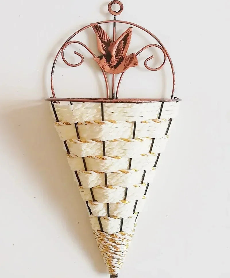 Rattan wall hanging planter wicker flower basket iron pot décor
