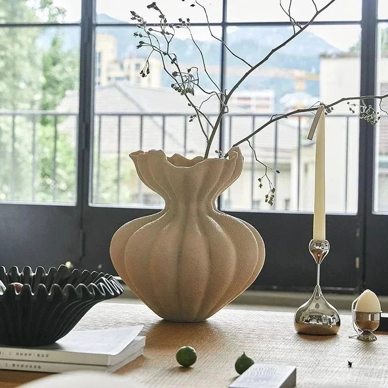 French minimalist ceramic vase gift for anniversary birthday