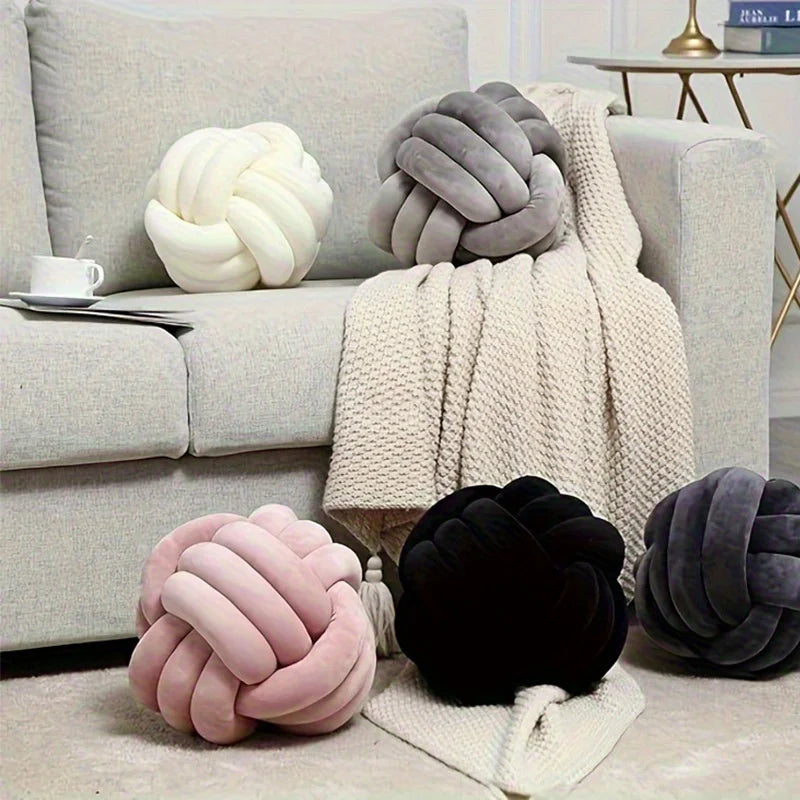 Knotted Ball Throw Pillow — styling detail
