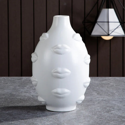 3D lip white pottery vase dry flower insert modern décor